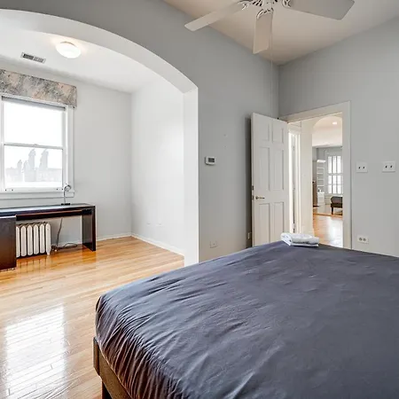 Free Parking And For All! Amazing 6 Bedroom In The Center Of It All! Apts *
