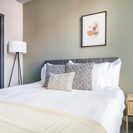 Apartment W Loop 1br W Gym Pool Nr Fulton Mkt Chi-285 Chicago