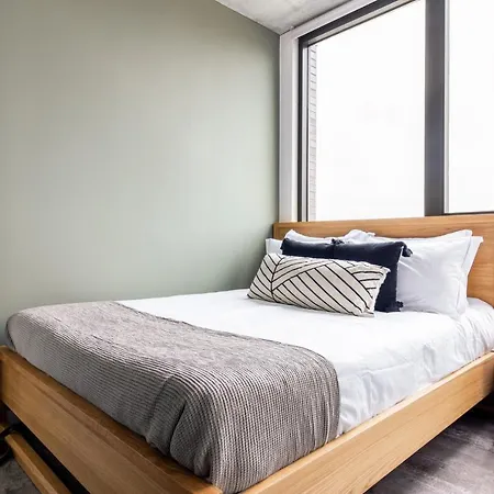 Apartment W Loop 1br W Pool Gym Nr Restaurant Row Chi-297