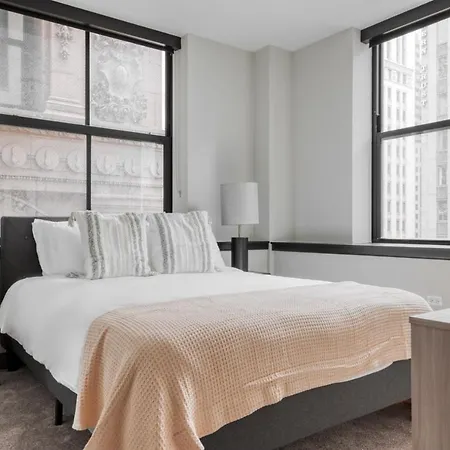 Loop 2br W Gym Pool Wd Nr Willis Tower Chi-833 *
