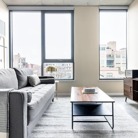 Apartment W Loop W Pool Gym Nr Restaurant Row Chi-284