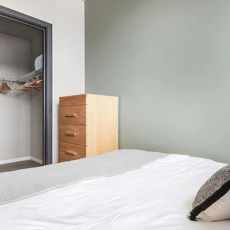 W Loop 1br W Pool Gym Nr Fulton Mkt Chi-295 *