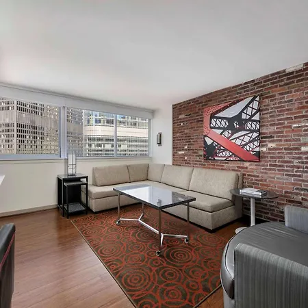 The Royal Sonesta Downtown 4*