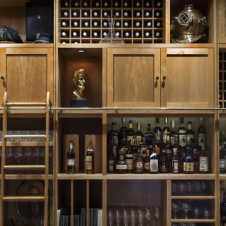 Athletic Association, Part Of Hyatt 4*