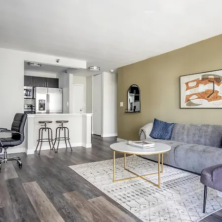 Gold Coast 1br W Gym Lounge 1 Block To L Chi-799 *