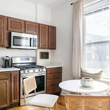 Apartment A Gem On Crystal Street *