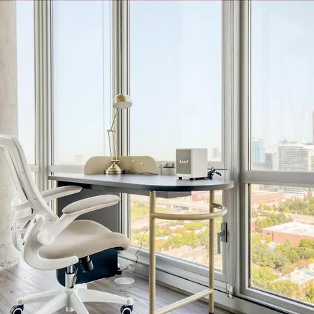 Apartment South Loop 2br W Gym Roof Nr Grant Park Chi-770