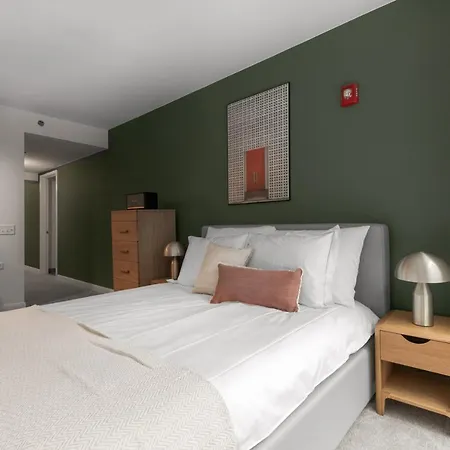 Apartment Loop W Gym Pool Nr Financial District Chi-209 Chicago