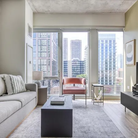 W Loop Studio W Pool Gym Lounge Nr L Chi-749 * Chicago
