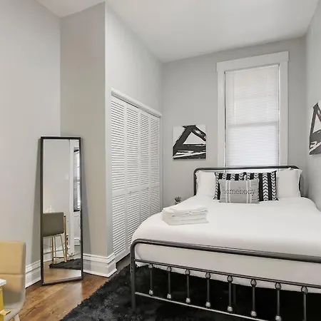 Enchanting 2-bedroom In - Clark 4 Chicago
