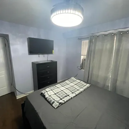 Granville Apartment *