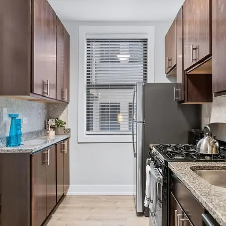 Apartment Charming 1-Bedroom Apt With A Homey Feel - Brompton 58-60 Rep