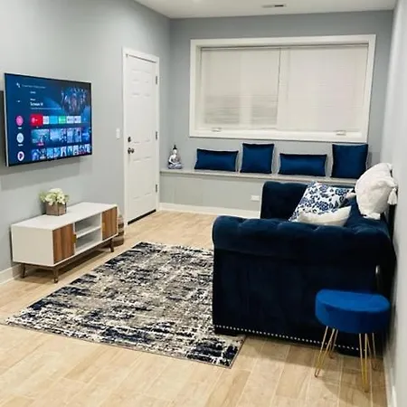 Apartment Oak Park Oasis Chicago