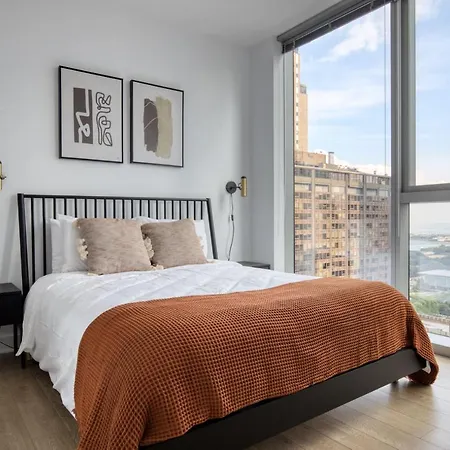 Loop 2br W Gym Playroom Pool Close To L Chi-960 Apartment