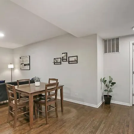 Modern & Furnished 2br With In-unit Laundry - Sunnyside 2e Apartment