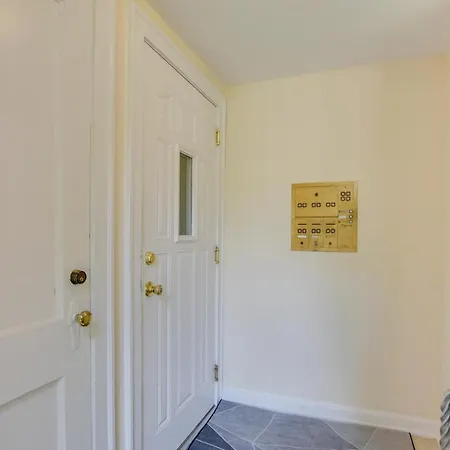 Apartment Chic Getaway W/ Fireplace! Chicago