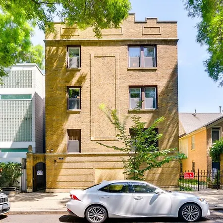 Apartment Near Lincoln Park And Depaul!