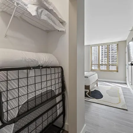 Apartment The Bernardin Gold Coast Luxury Near Magnificent Mile *