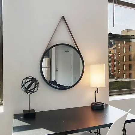 1br Prime And Comfy With In-unit Laundry - 302 Rep Apartment Chicago