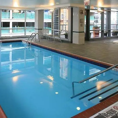 Hotel By Marriott Downtown/river North