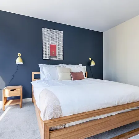 Loop 2br W Gym Pool Wd Nr Financial District Chi-208 *