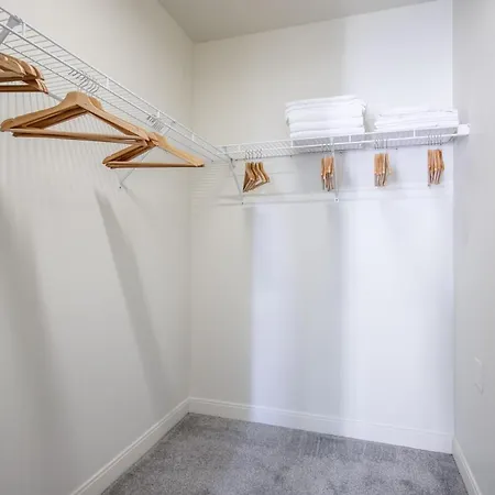 Loop 2br W Gym Pool Wd Nr Financial District Chi-208 *