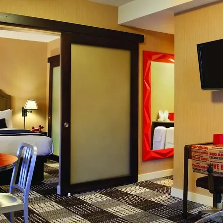 Lincoln Hotel Chicago
