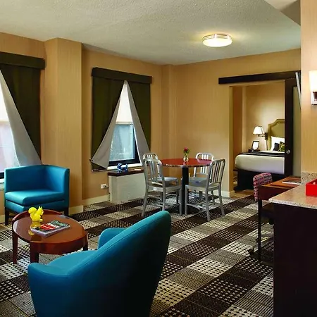 Lincoln Hotel
