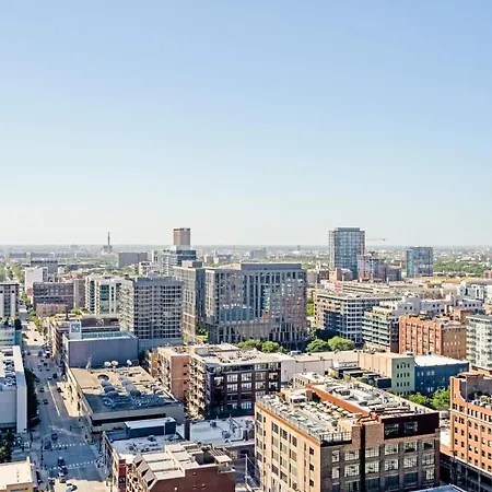 West Loop W Wd Gym Lounge Nr L Chi-778 * Chicago