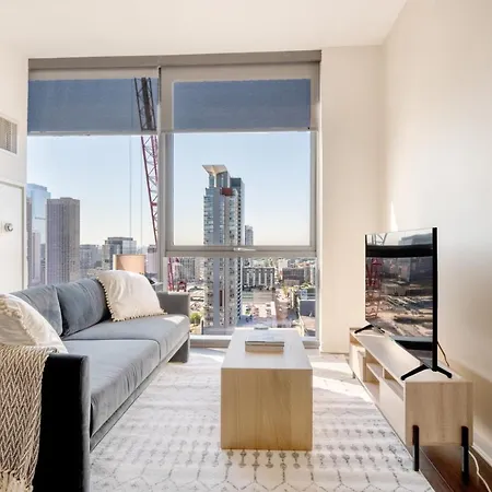 West Loop W Wd Gym Lounge Nr L Chi-778 Chicago