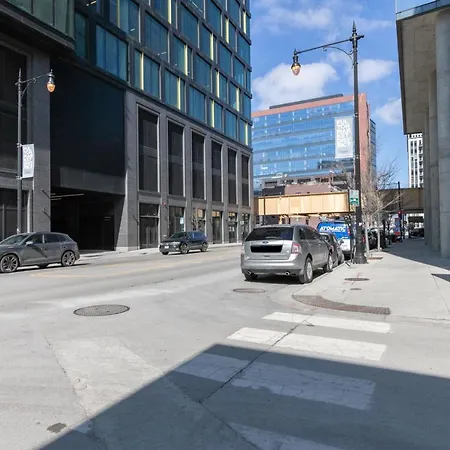 West Loop W Wd Gym Lounge Nr L Chi-778 Apartment Chicago