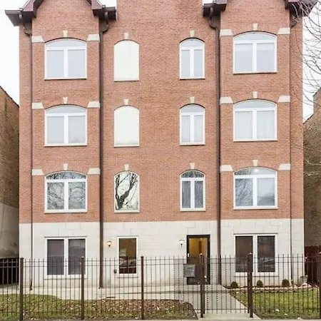 Apartment Modern 1bdr 2nd Floor Condominium Chicago