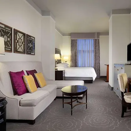 Hotel Silversmith And *