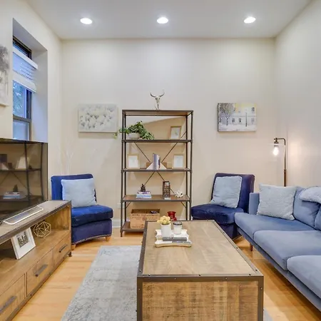 Pet-friendly Getaway With Free Parking! Apartment Chicago