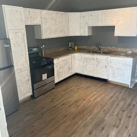 East Garfield 10 Mins From Downtown! Apartment Chicago