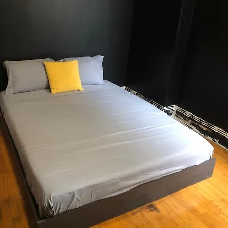 East Garfield 10 Mins From Downtown! Apartment