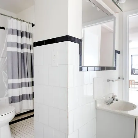 Apartment Gold Coast W Doorman Gym 2 Blocks To L Chi-916