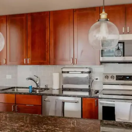 Luxurious Haven In The Heart Of Chicago! 32 Day+ * Chicago