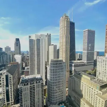 Luxurious Haven In The Heart Of Chicago! 32 Day+ *