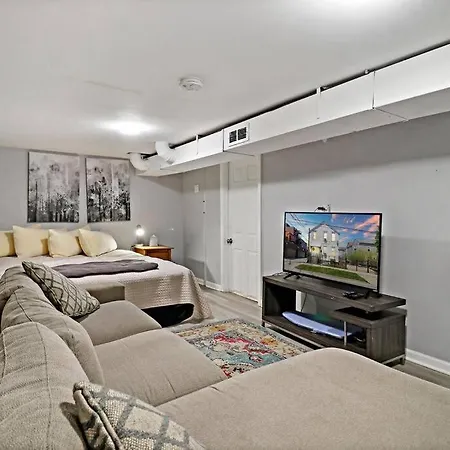 Apartment Cozy North Side Oasis