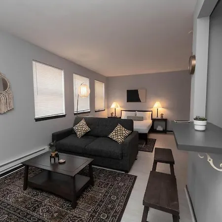 Discover North Side From Modern