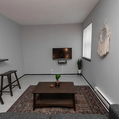 Apartment Discover North Side From Modern *