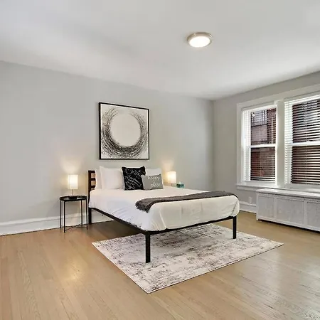 Apartment Great Location! 15 Min From Dt -historic Hyde Park