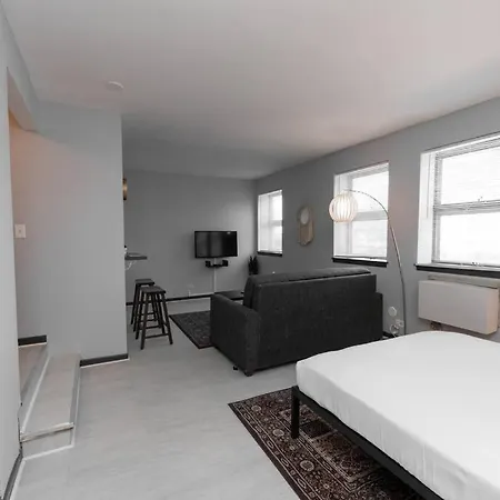 Apartment Discover North Side From Modern Chicago