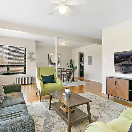 Beautiful 1br Brick In Historic Hyde Park Apartment *