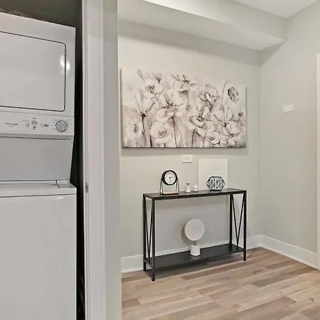 Apartment Great Location! 15 Min From Dt -historic Hyde Park