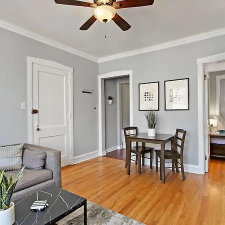 Apartment Enchanting 1-bedroom Lakeview - Belmont F6 *