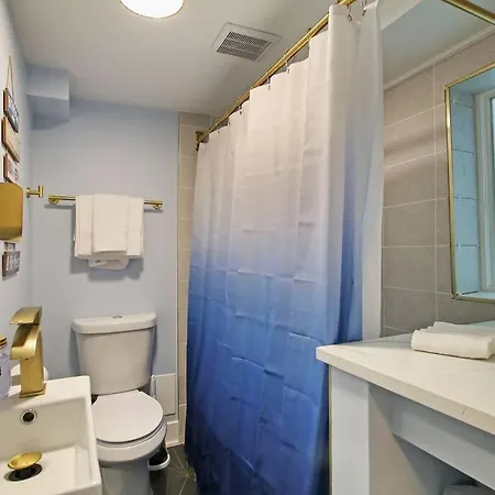 2br Modern And Cozy Apt Logan Square Pet Friendly Chicago
