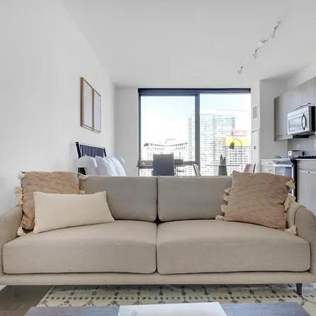 W Loop Studio W Gym Wd Pool 3 Blocks To L Chi-636 Chicago