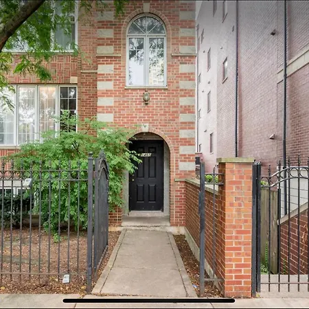 Apartment New! Spacious Art Deco Modern 5 Bd/3ba Chicago